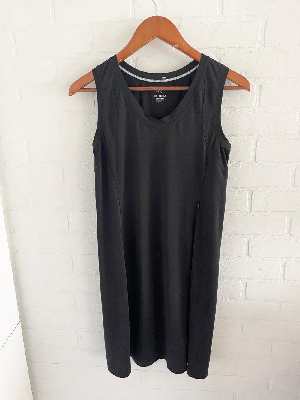 Arc’teryx Soltera Technical Stretch Mini Dress Hidden Zip Pocket Size S - Picture 3 of 14